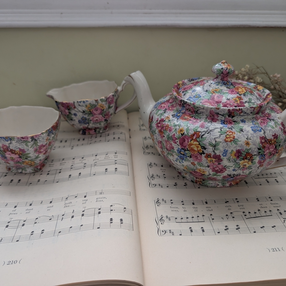 Floral Teapot and Cup Set